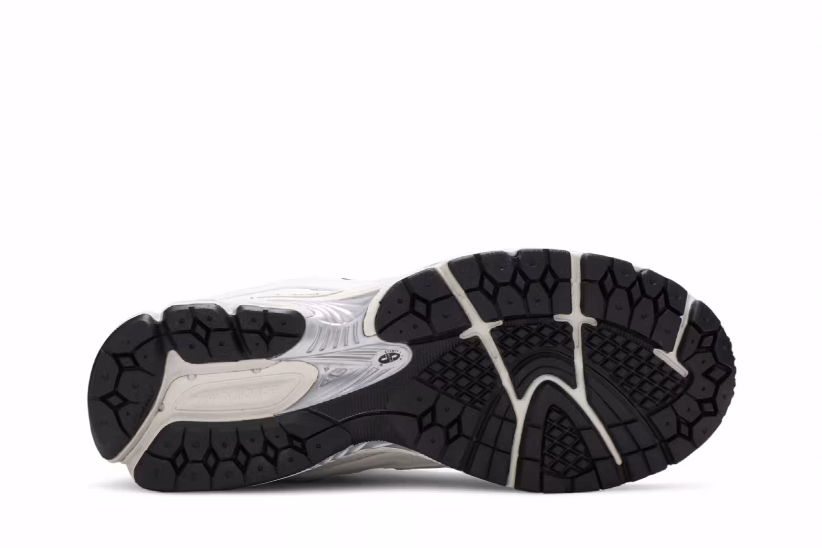 New Balance 2002R Atlas Lemon Haze, view 5