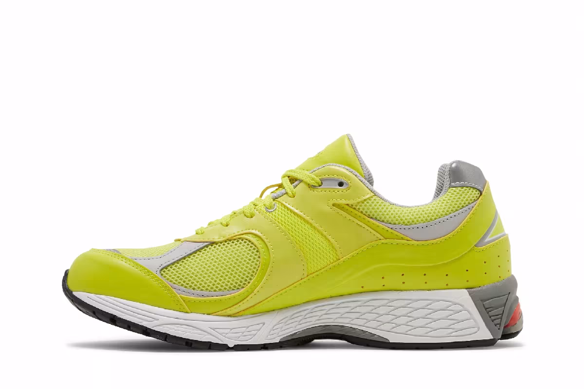 New Balance 2002R Sulpher Yellow, view 4