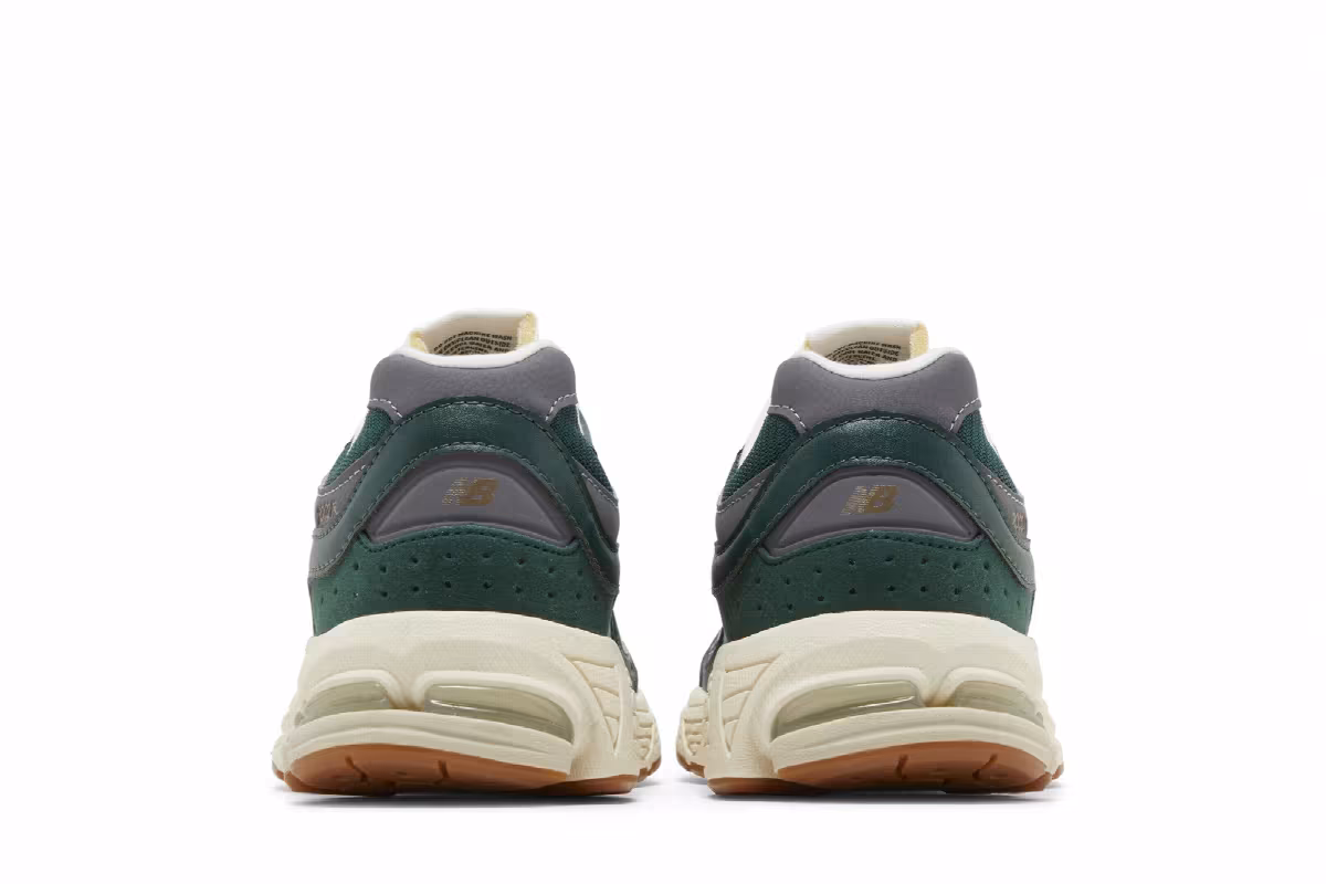 New Balance 2002R Big Kid Nightwatch Green, view 7