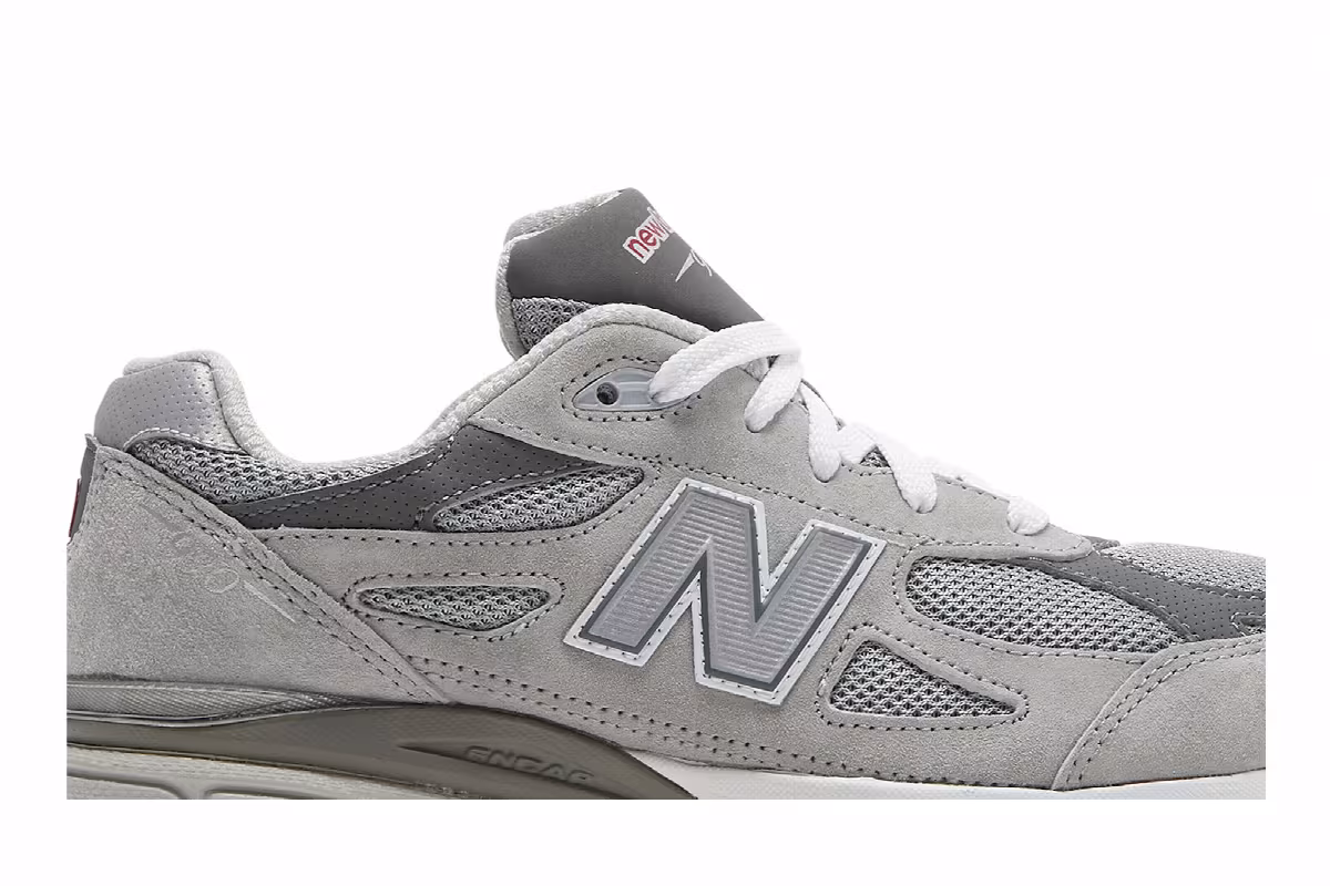 New Balance 990v3 Big Kid Grey, view 3