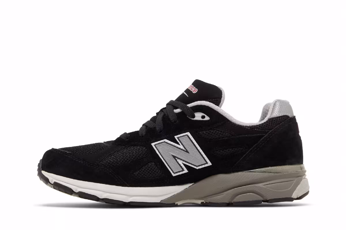 New Balance 990v3 Big Kid Black Grey, view 4