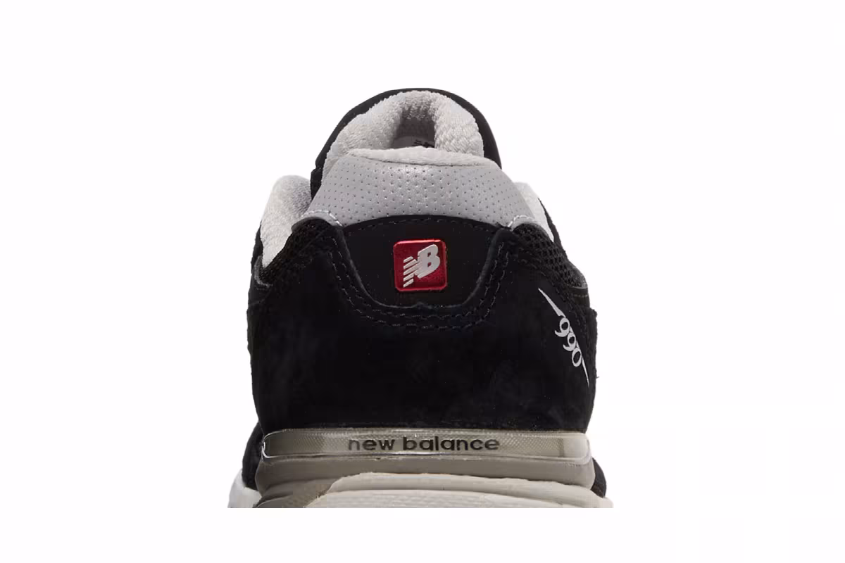 New Balance 990v3 Big Kid Black Grey, view 8