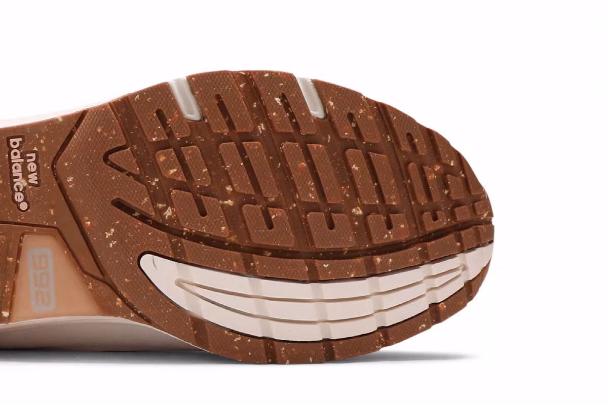 New Balance Women's 992 Made in USA Cork, view 6