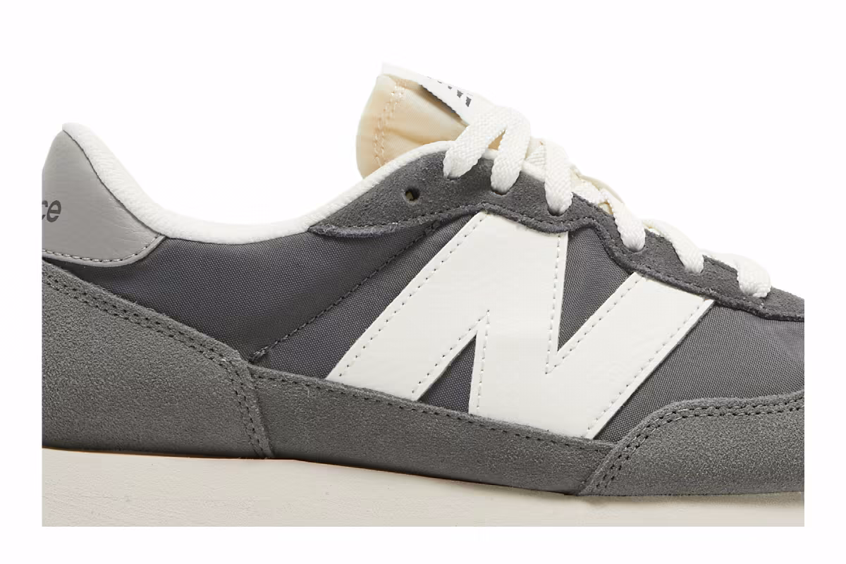 New Balance Women's 237 Magnet, view 3
