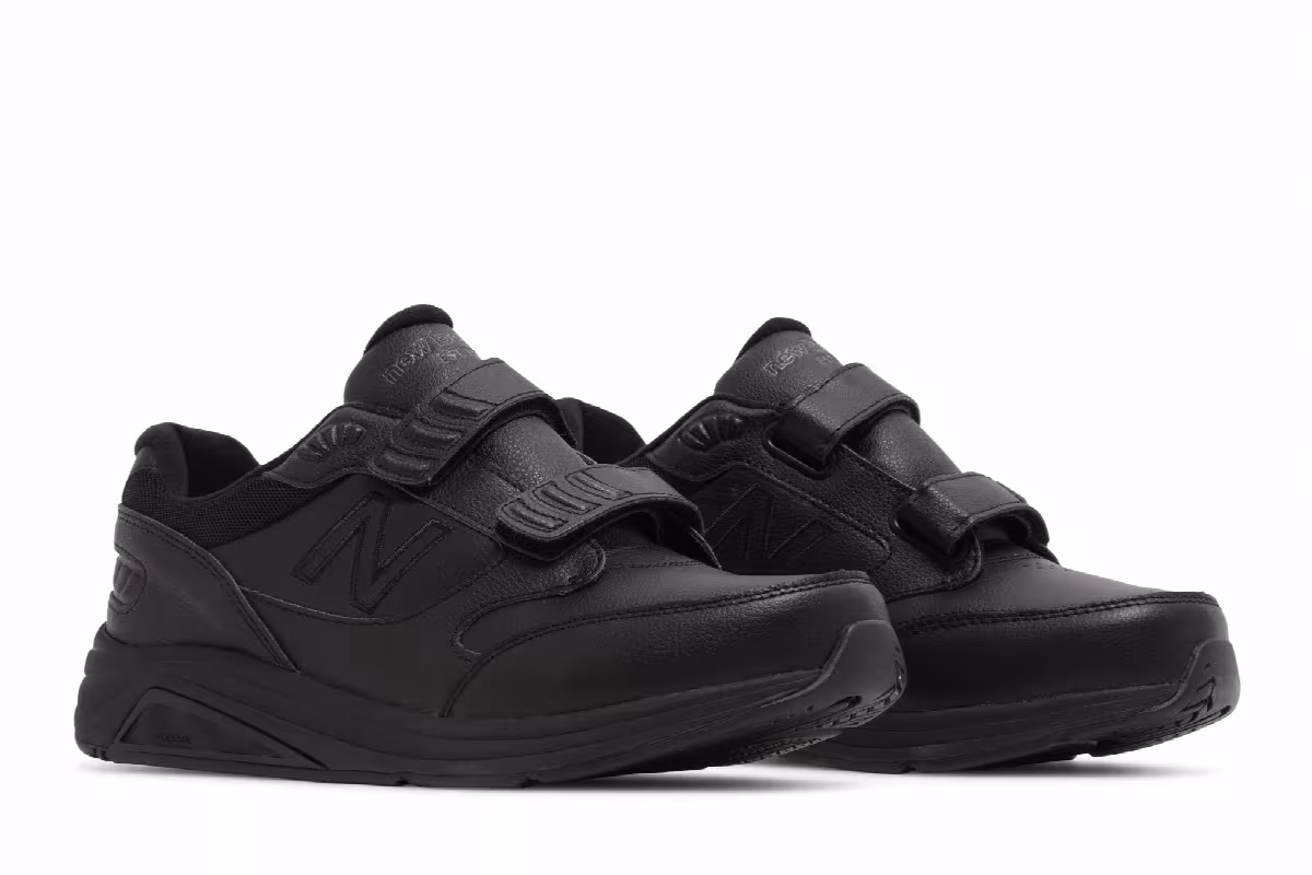 New Balance 928v3 Hook and Loop 6E Wide Black, view 9