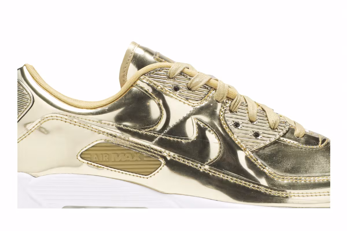 Nike Women's Air Max 90 Metallic Pack - Gold, view 3