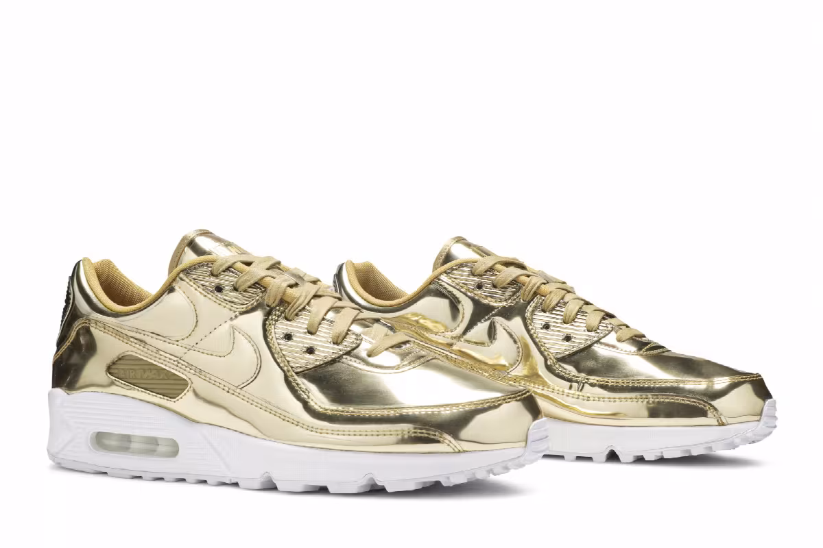 Nike Women's Air Max 90 Metallic Pack - Gold, view 9