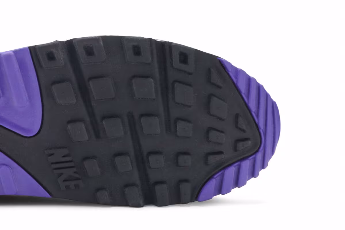 Nike Women's Air Max 90 Hyper Grape, view 6