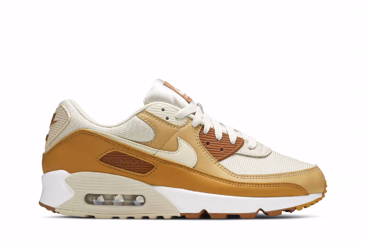 Nike Women's Air Max 90 Caramel, view 2