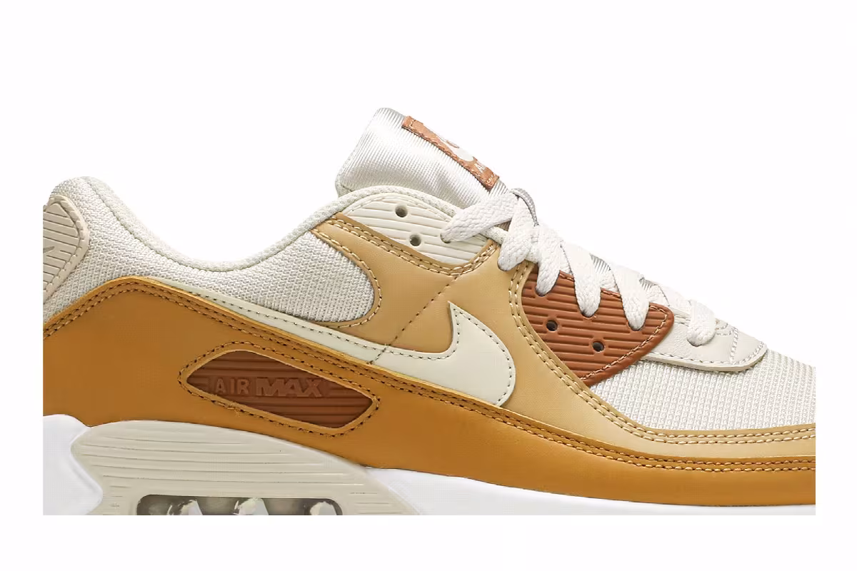Nike Women's Air Max 90 Caramel, view 3