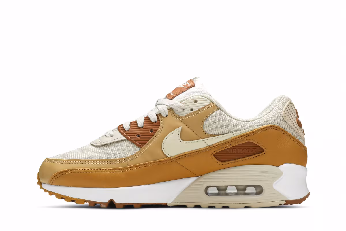 Nike Women's Air Max 90 Caramel, view 4