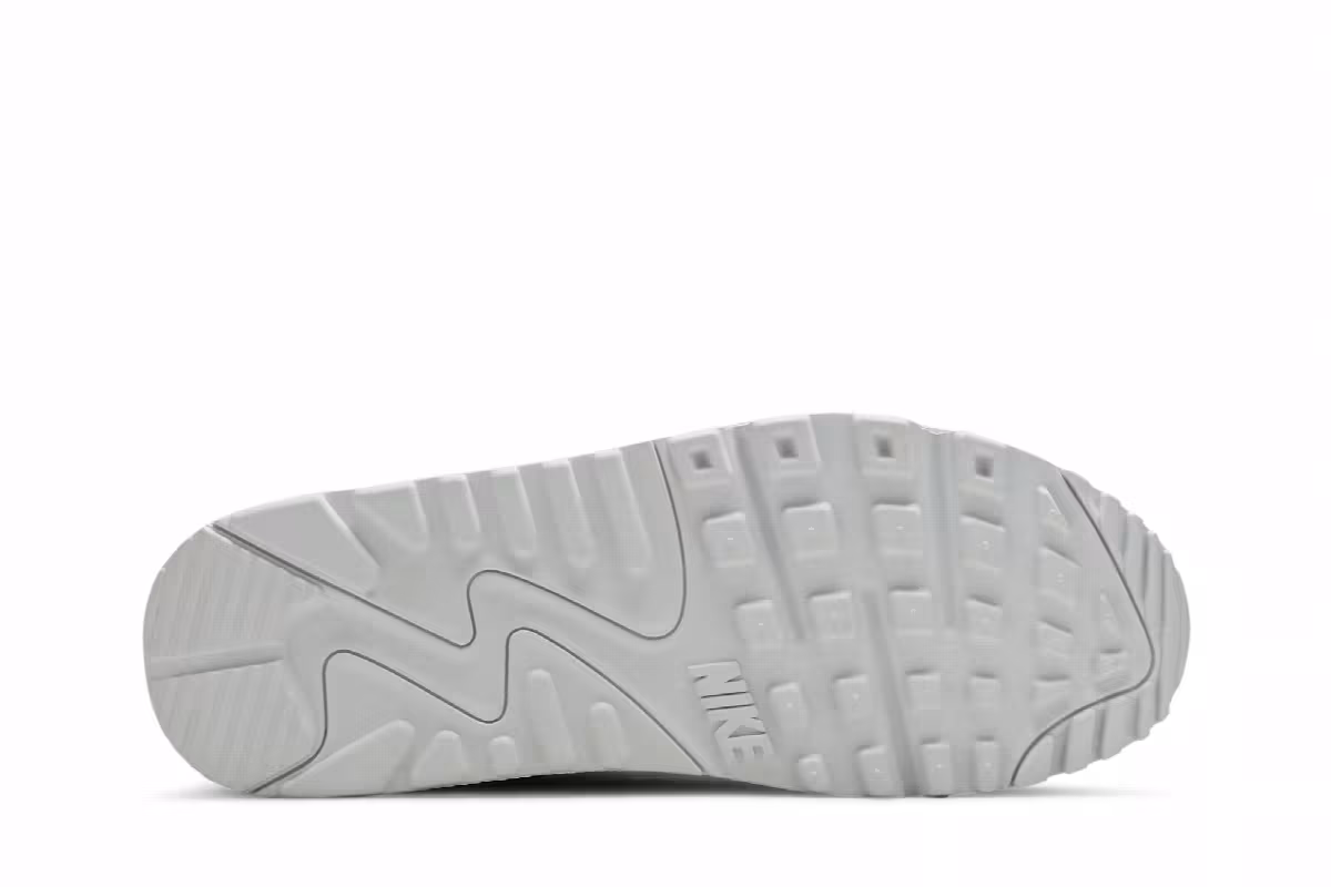 Nike Women's Air Max 90 Swoosh Chain, view 5
