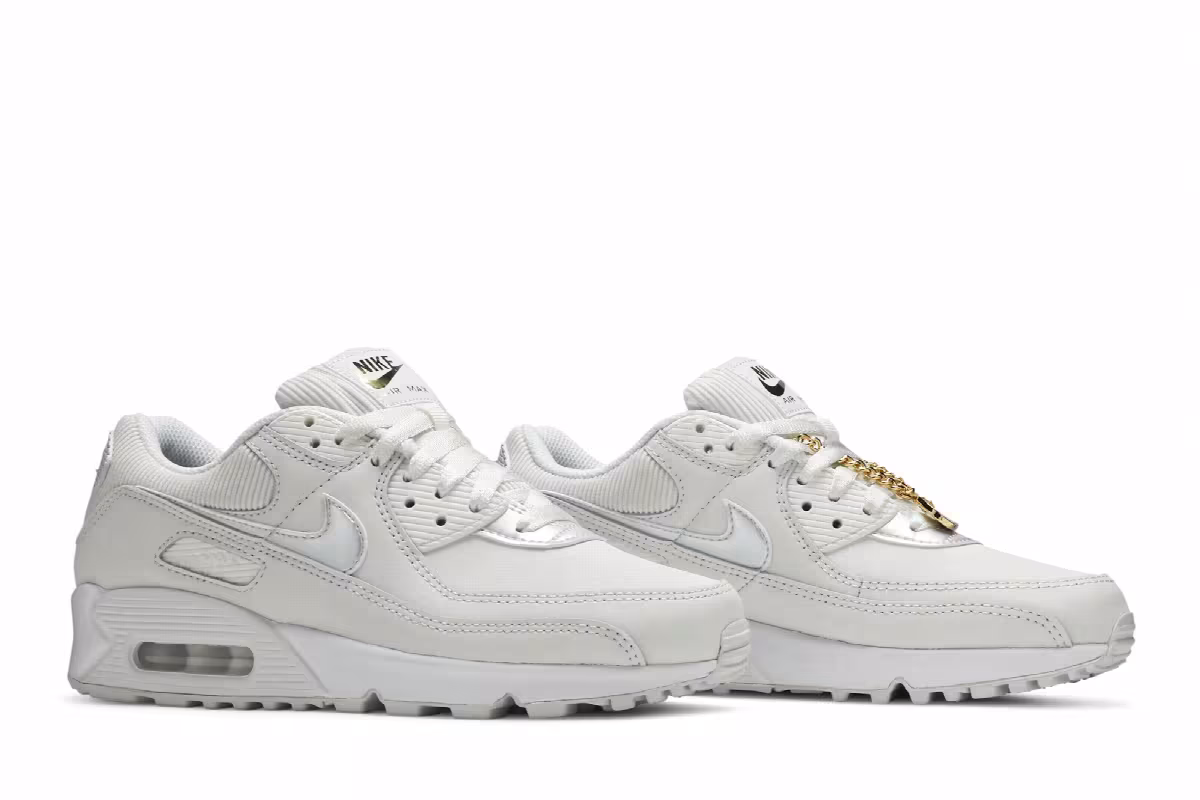 Nike Women's Air Max 90 Swoosh Chain, view 9