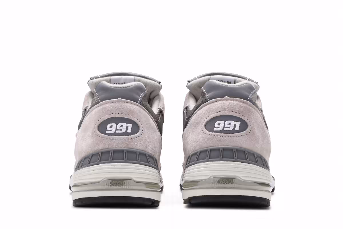 New Balance Men's 991 Made in England Grey White, view 7