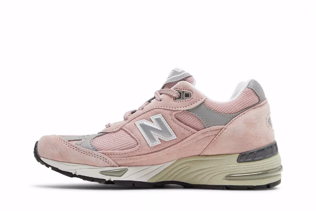 New Balance Women's 991 Made in England Pink, view 4