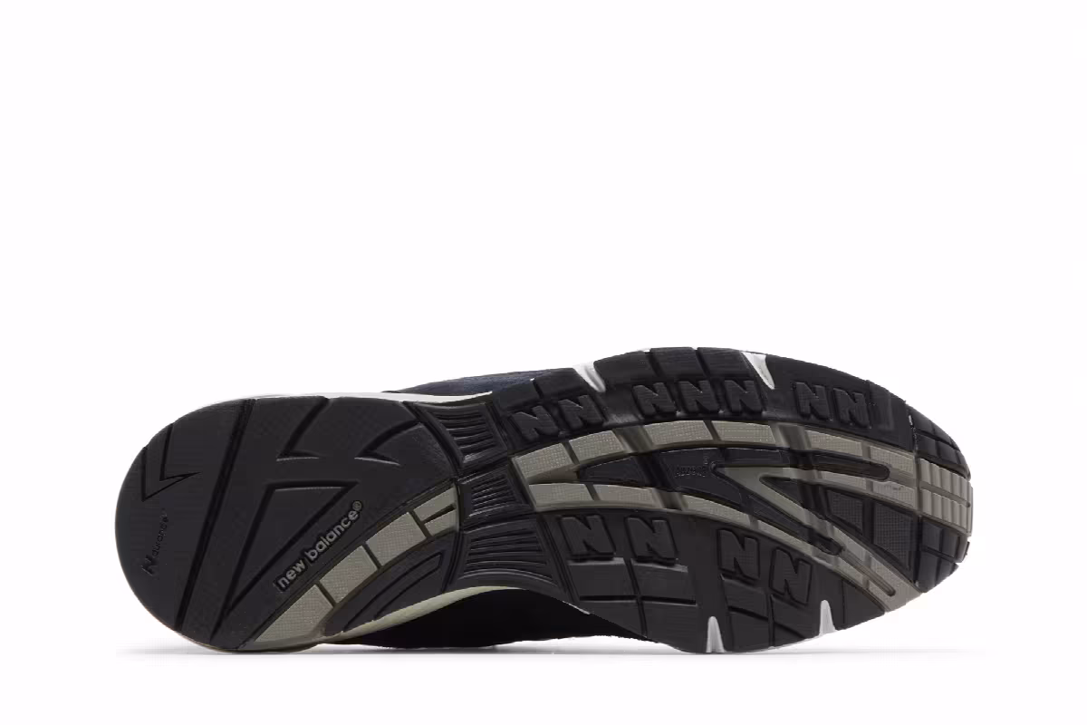 New Balance Women's 991 Made in England Navy, view 5
