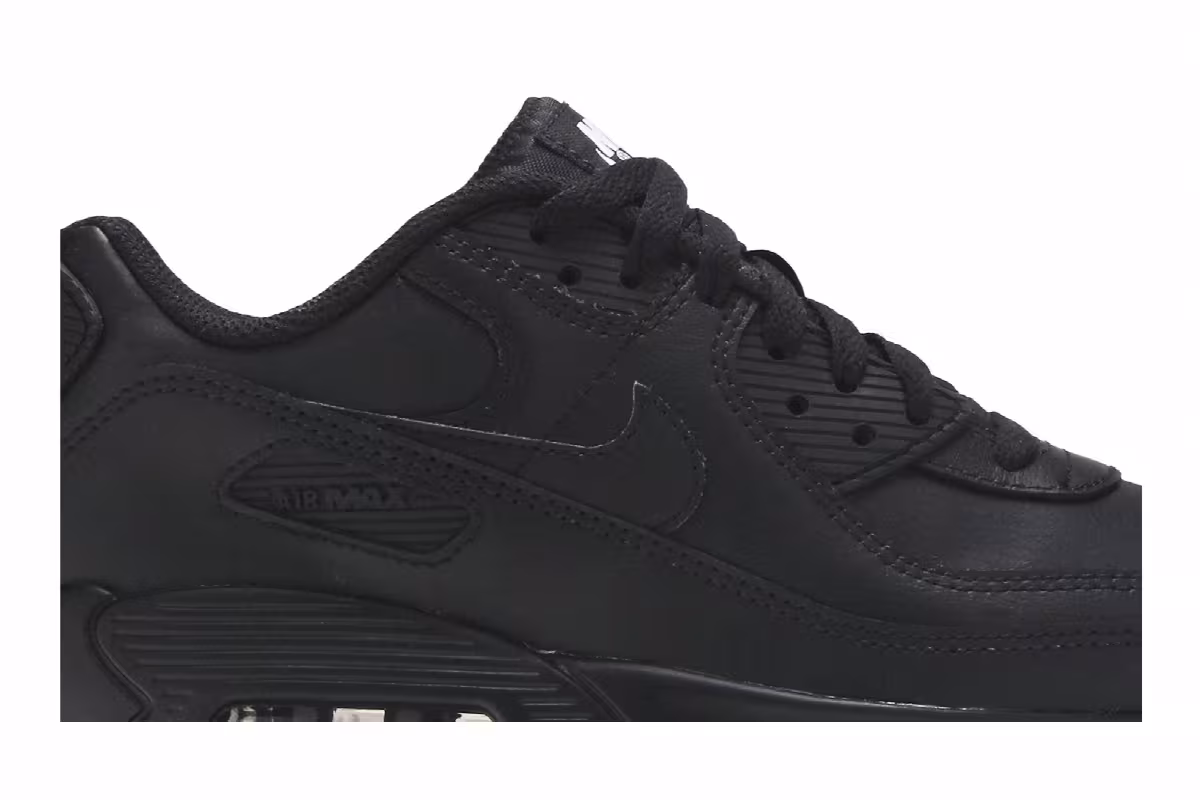 Nike Air Max 90 GS Triple Black 2020, view 3