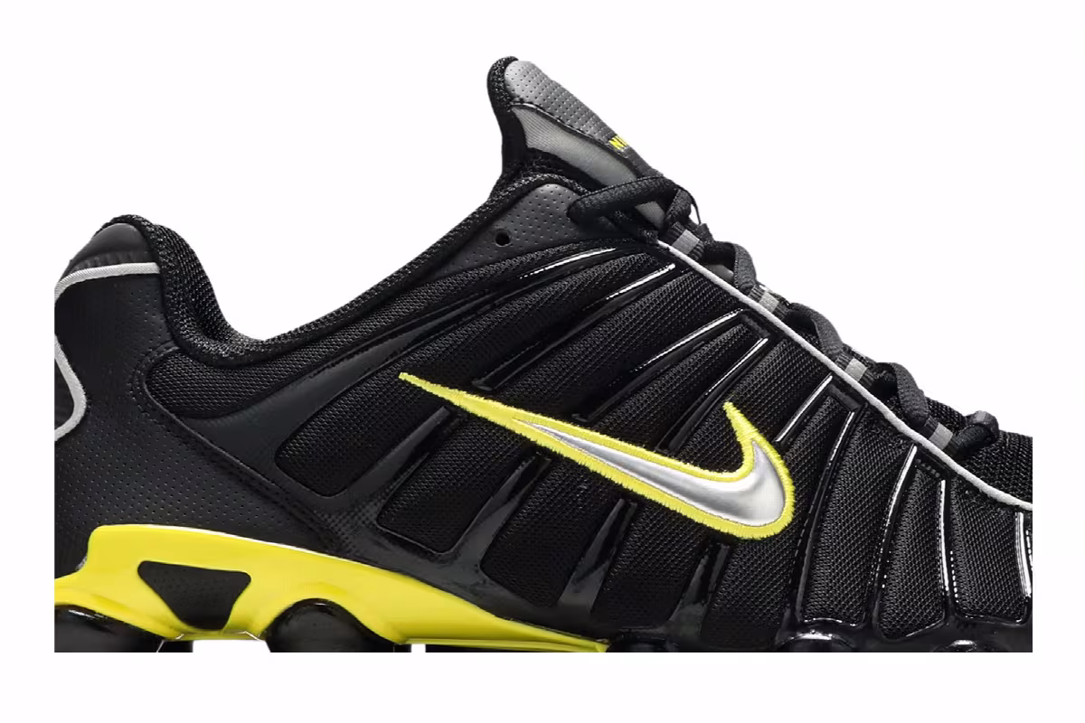 Nike Shox TL Black Dynamic Yellow, view 3