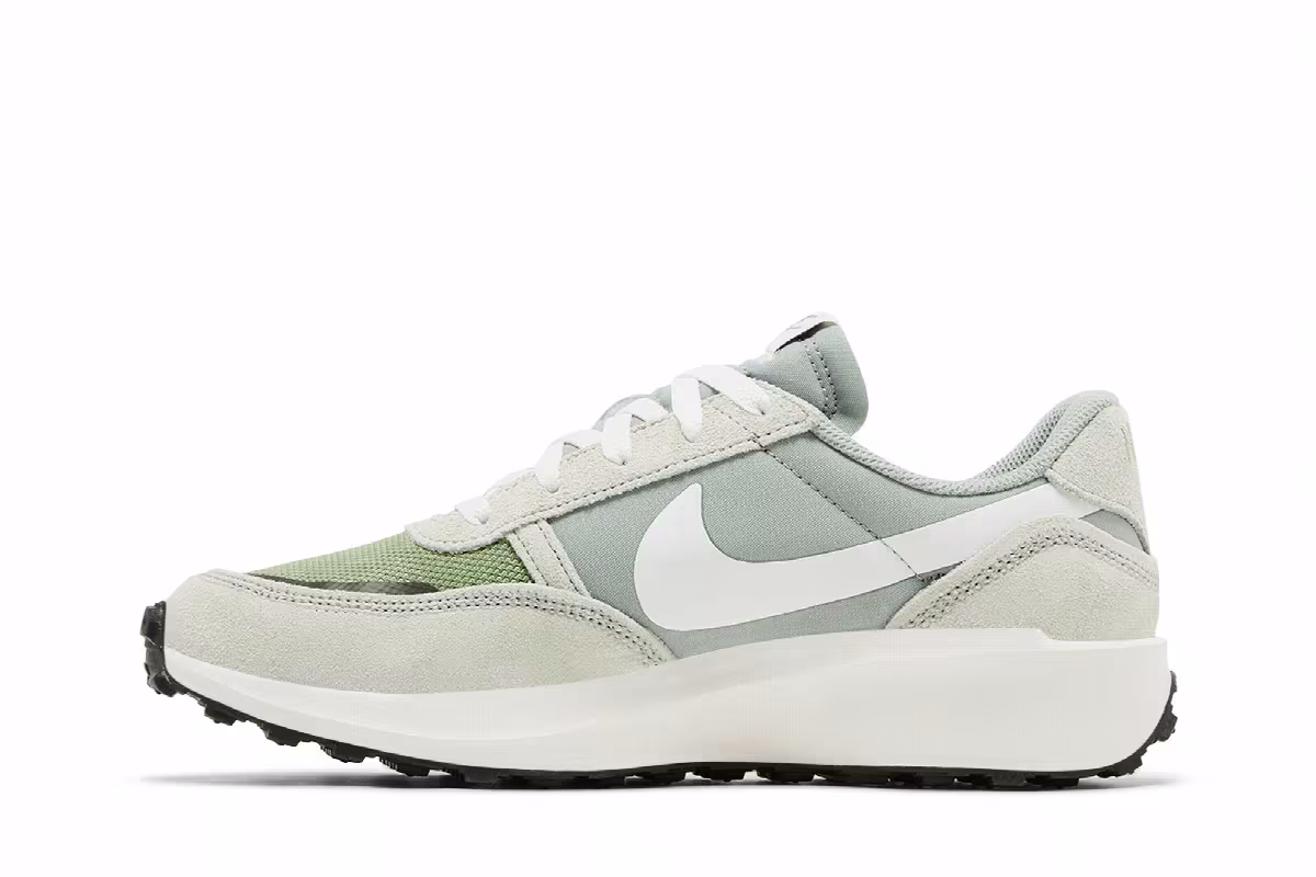 Nike Waffle Debut Jade Horizon, view 4