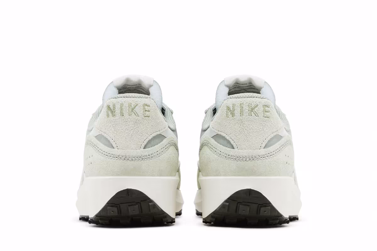Nike Waffle Debut Jade Horizon, view 7