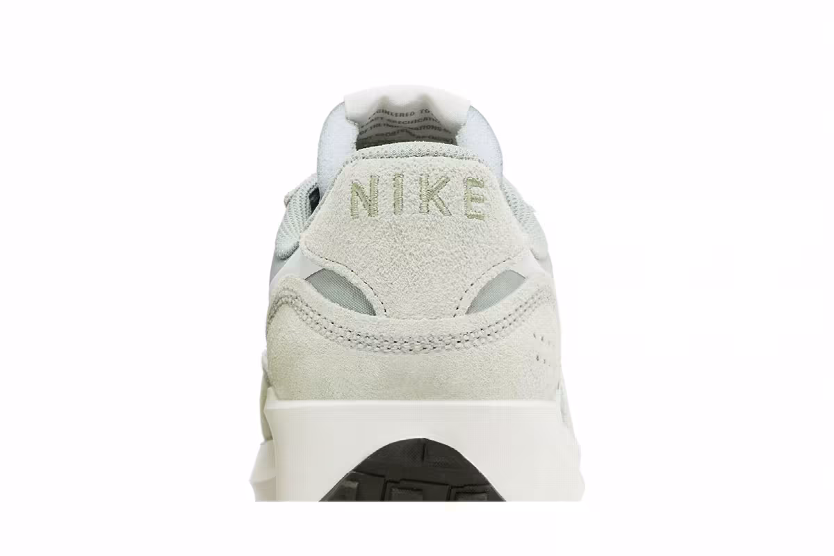 Nike Waffle Debut Jade Horizon, view 8
