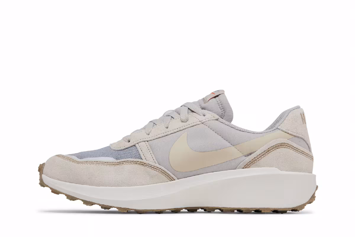 Nike Waffle Debut Light Iron Ore Sanddrift, view 4