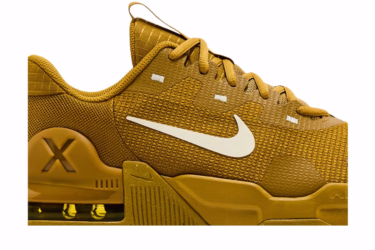 Nike Air Max Alpha Trainer 5 Bronzine, view 3