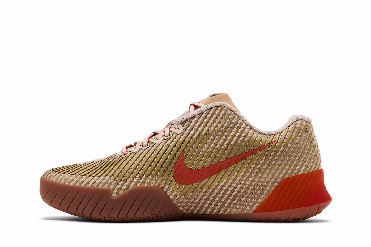 Women's NikeCourt Air Zoom Vapor 11 Premium J'aime Paris Collection, view 4