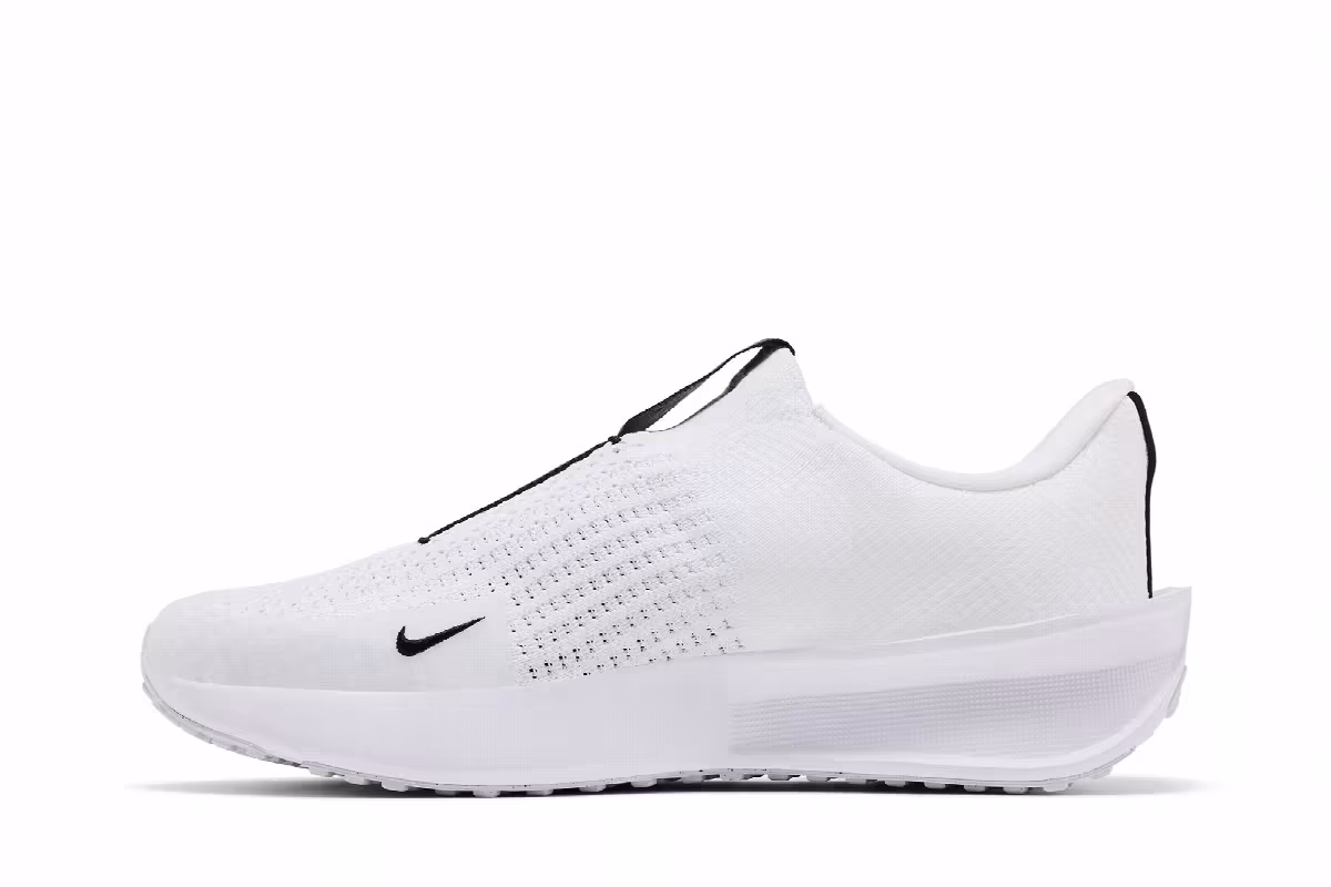 Nike Interact Run EasyOn White Black, view 4