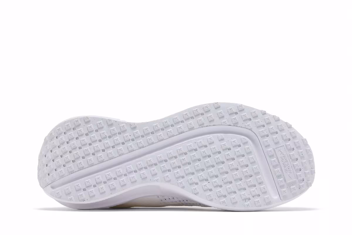 Nike Interact Run EasyOn White Black, view 5