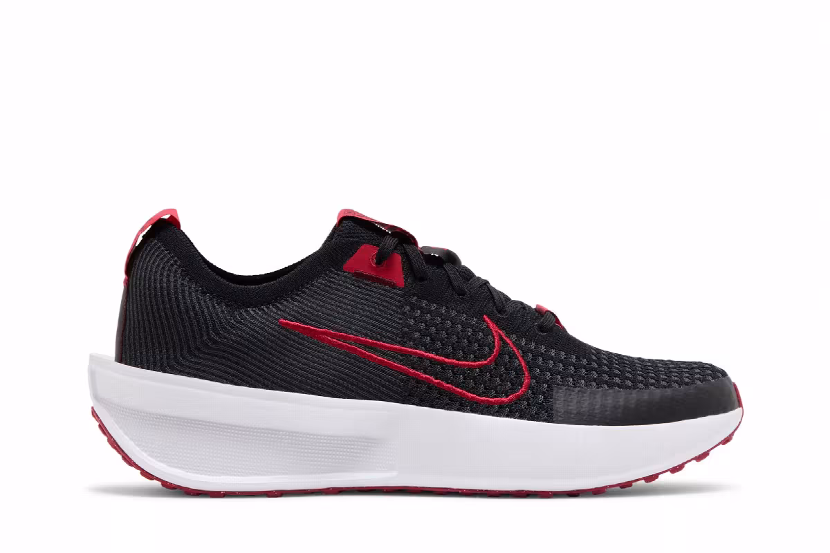 Nike Interact Run Black Fire Red, view 2