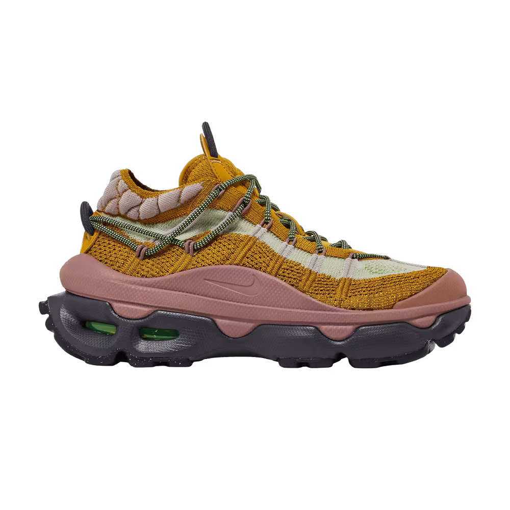 Nike Women's Air Max Flyknit Venture Bronzine Smokey Mauve