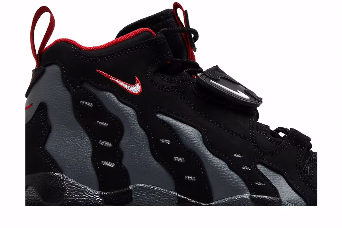 Nike Air DT Max Falcons, view 3