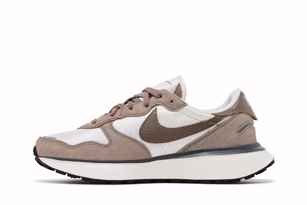 Nike Women's Phoenix Waffle Mink Brown, view 4