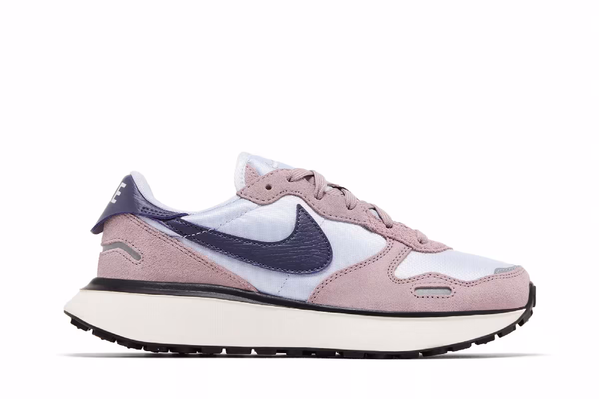 Nike Women's Phoenix Waffle Light Violet Ore Dark Raisin, view 2