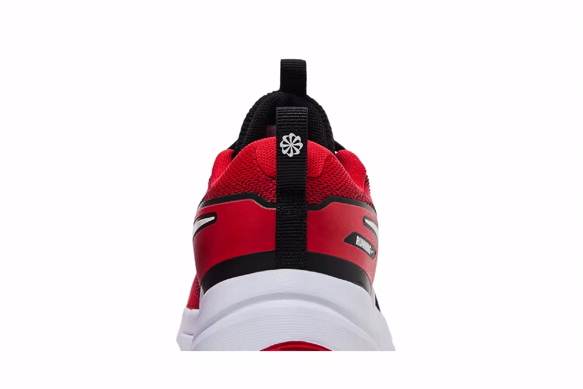 Nike Cosmic Runner GS University Red, view 8