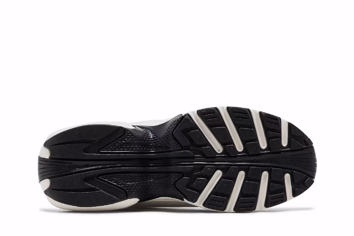 Nike Women's Air Max Portal Sail Black, view 5
