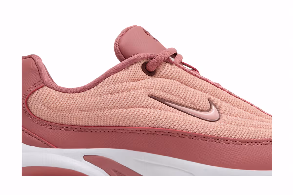 Nike Women's Air Max Portal Coral Stardust, view 3