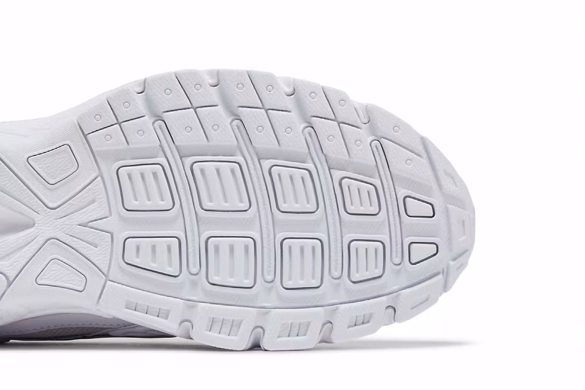Nike Women's Initiator White Photon Dust, view 6