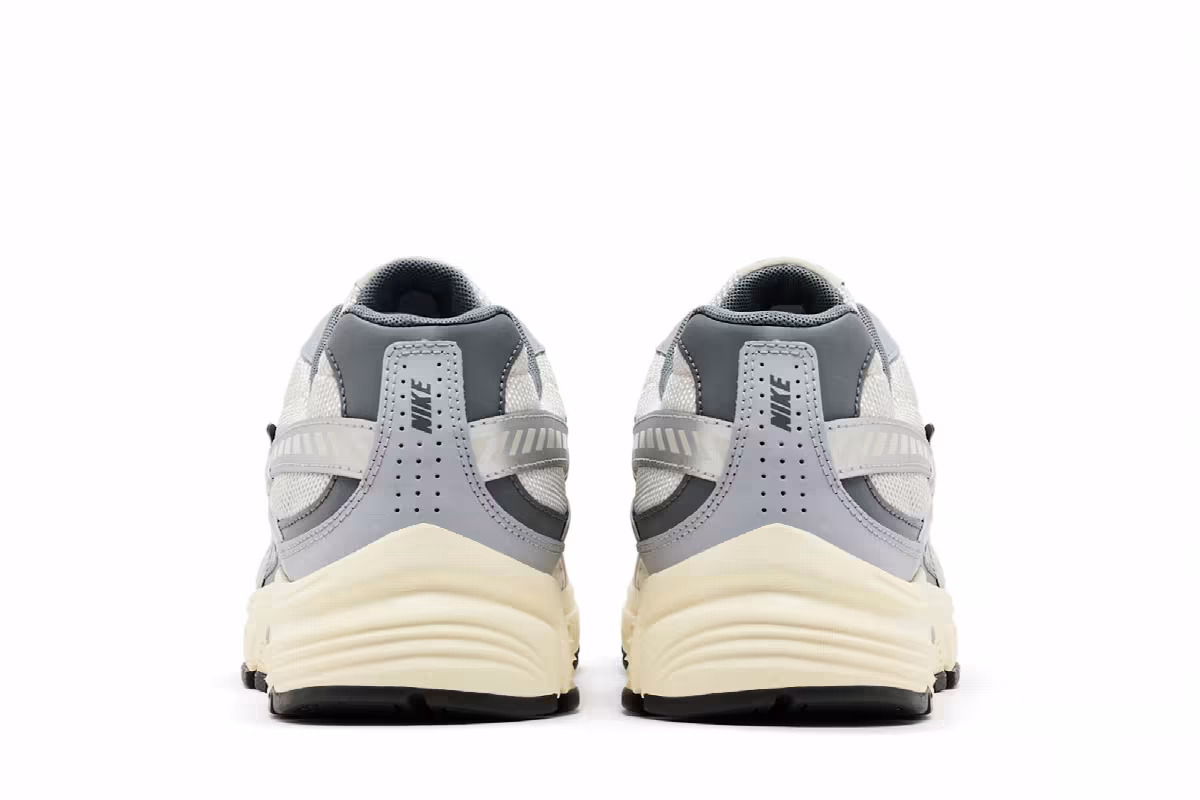 Nike Initiator Light Bone Metallic Silver, view 7