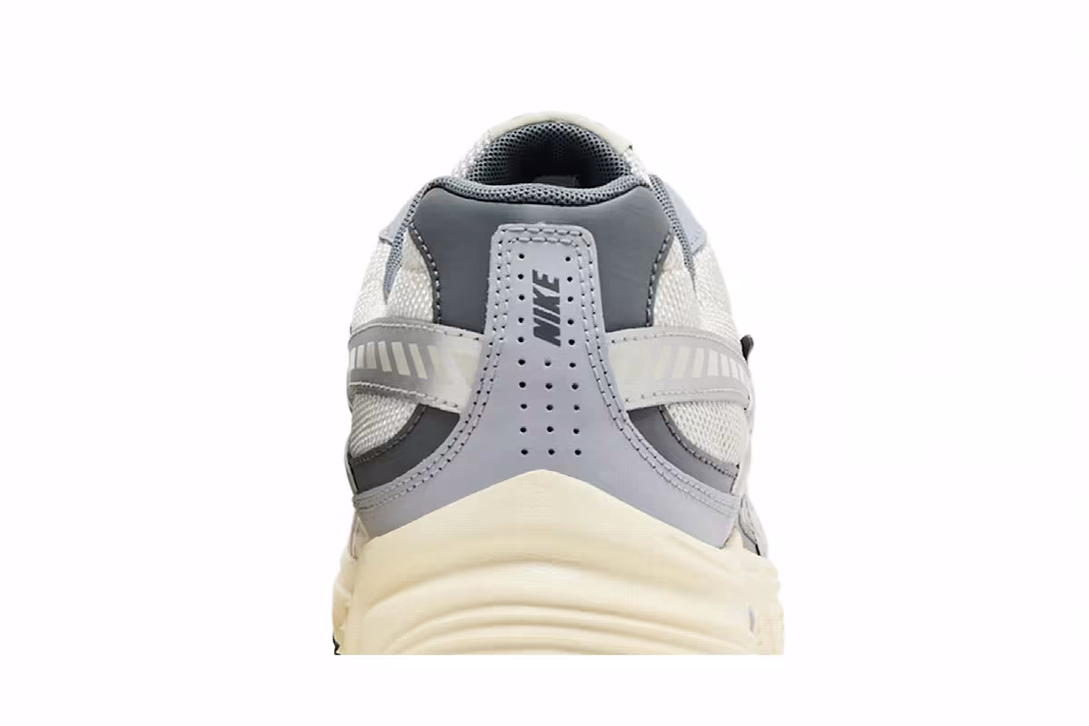 Nike Initiator Light Bone Metallic Silver, view 8