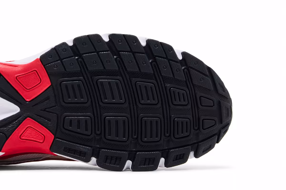 Nike Initiator White University Red, view 6
