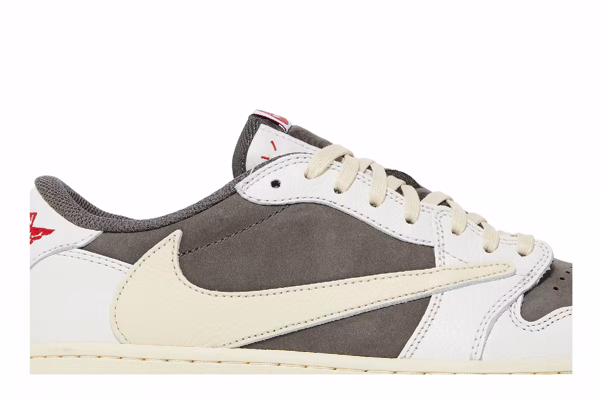 Travis Scott x Air Jordan 1 Low OG Reverse Mocha, view 3