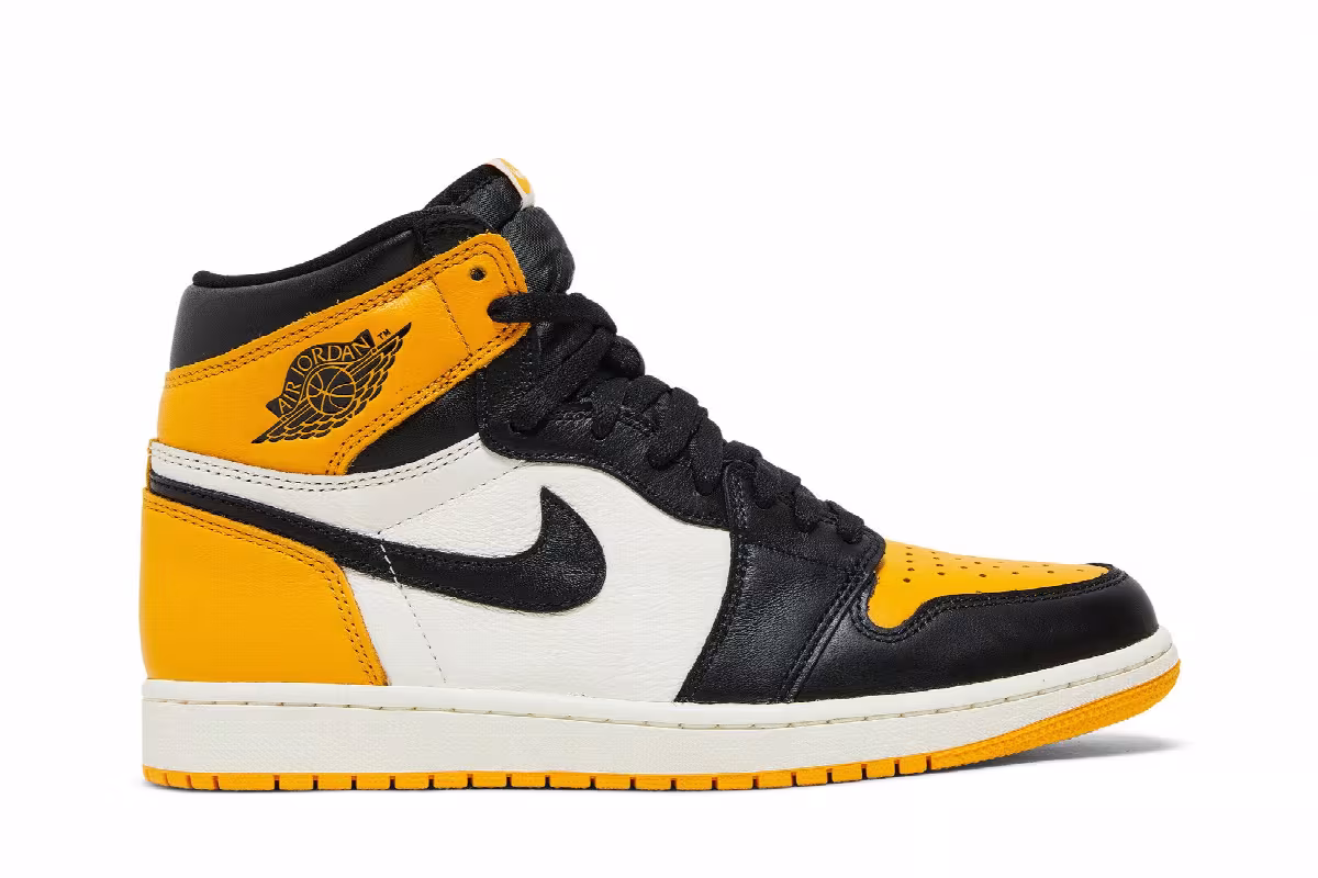 Air Jordan 1 High OG Yellow Toe, view 2