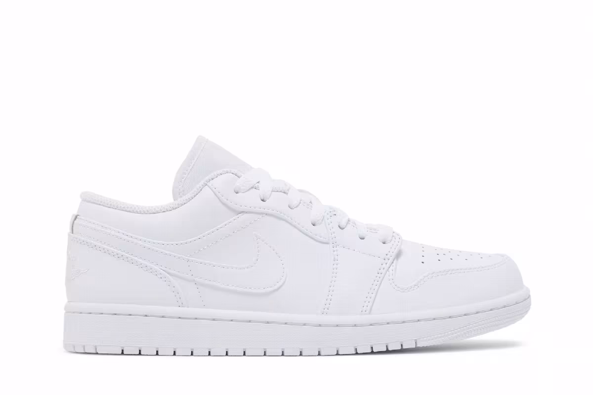 Air Jordan 1 Low Triple White 2022, view 2
