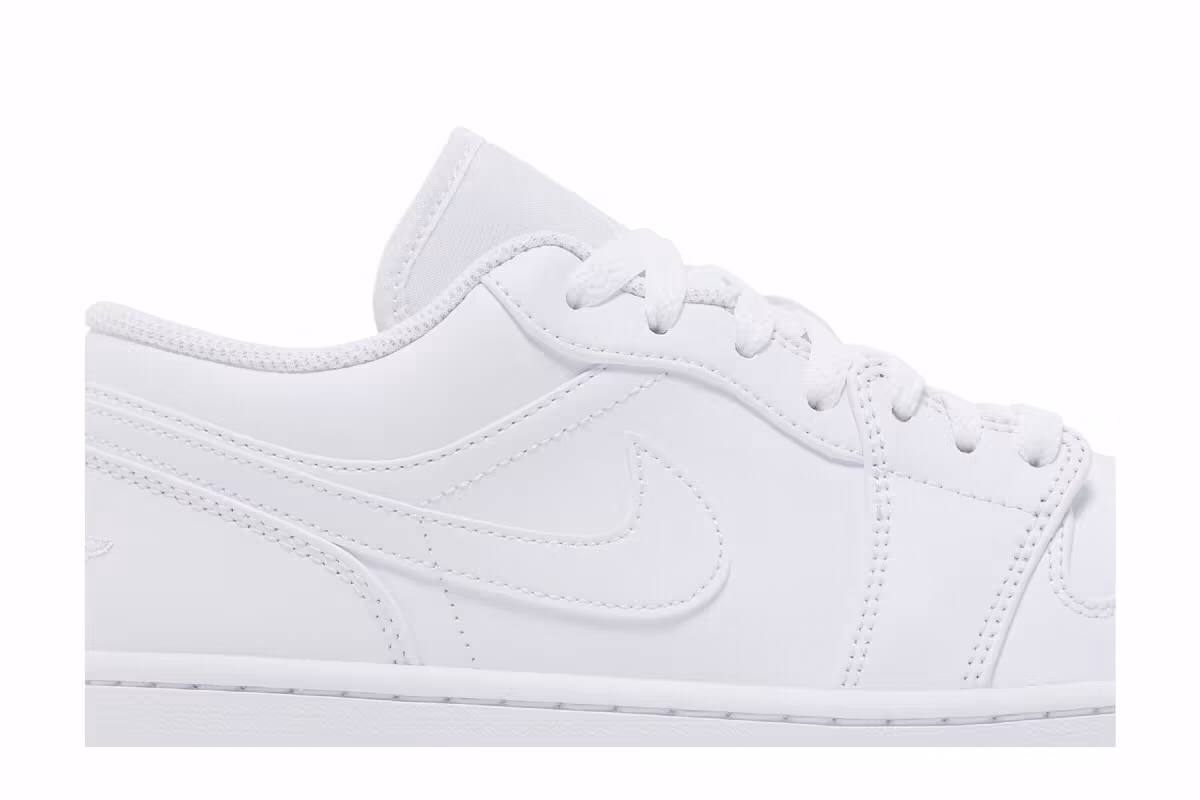 Air Jordan 1 Low Triple White 2022, view 3