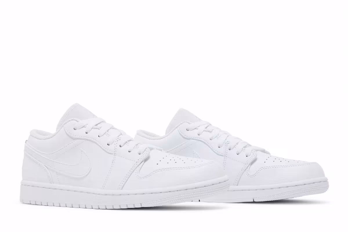Air Jordan 1 Low Triple White 2022, view 9