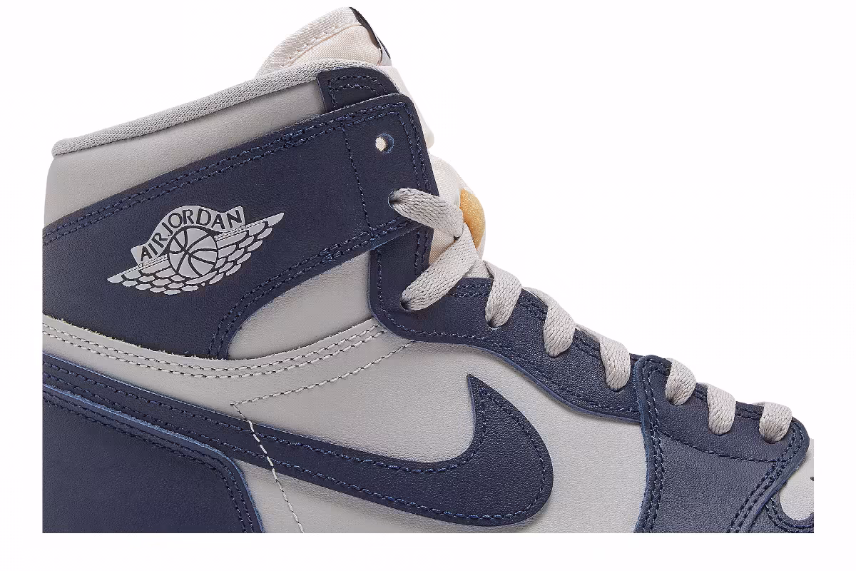 Air Jordan 1 High Georgetown, view 3
