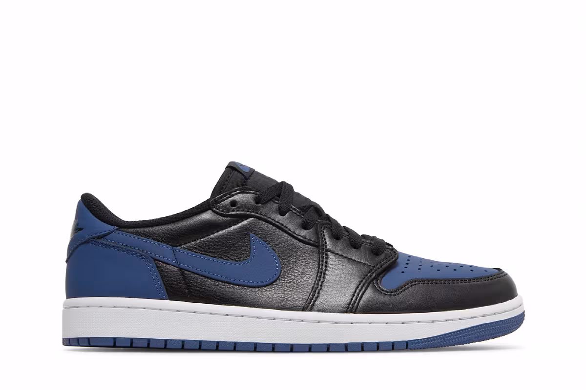 Air Jordan 1 Low OG Mystic Navy, view 2