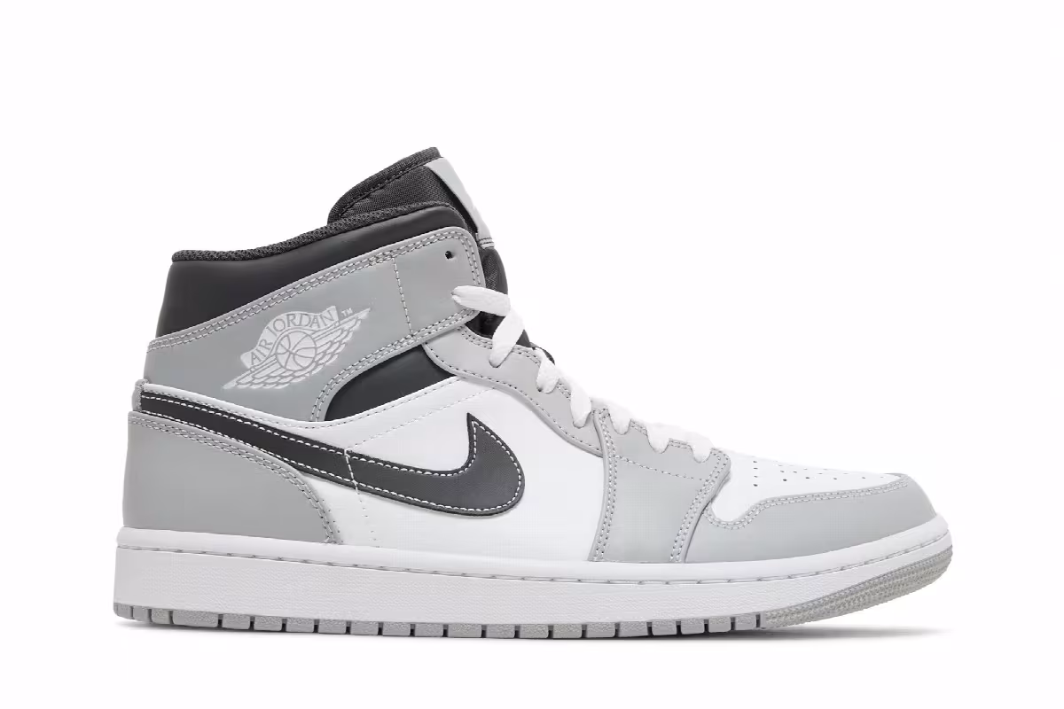 Air Jordan 1 Mid Light Smoke Grey, view 2